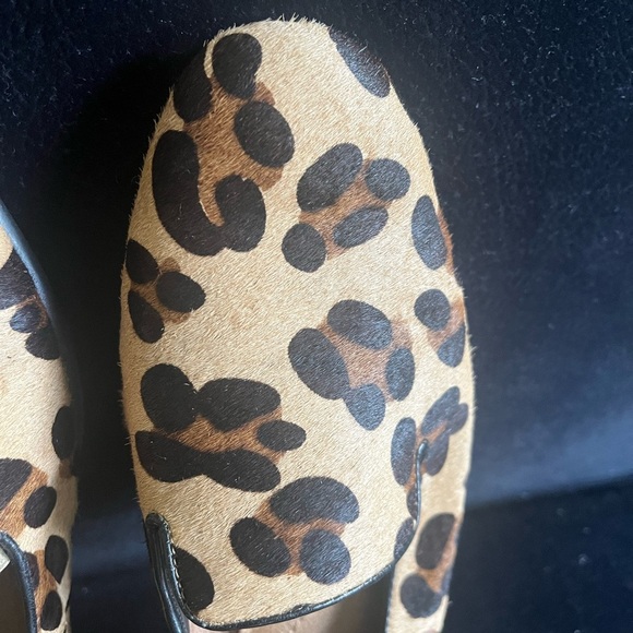 AEROSOLES Leopard Animal Print Loafers - Picture 6 of 9
